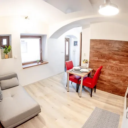 Pilsen Apartment פלזן